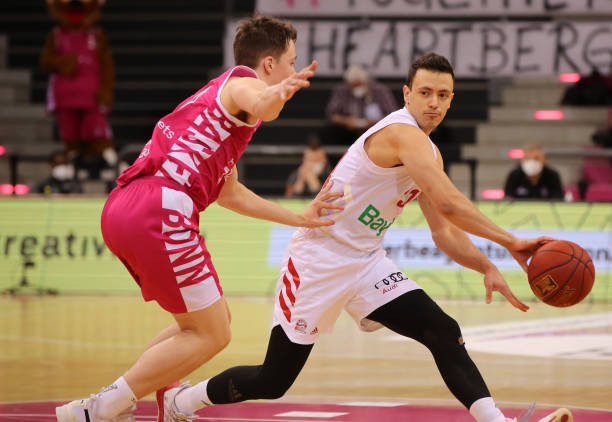 对曼联来说 对曼联来说